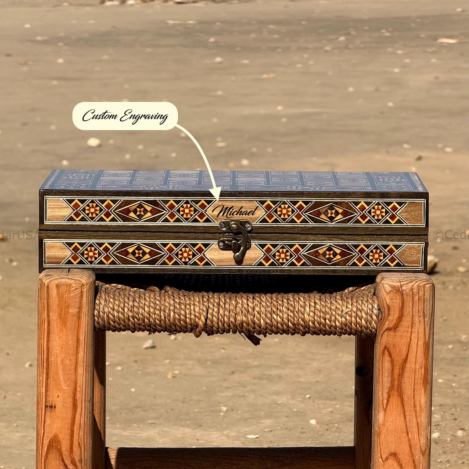 Tablero de ajedrez y backgammon artesanal, foto 3