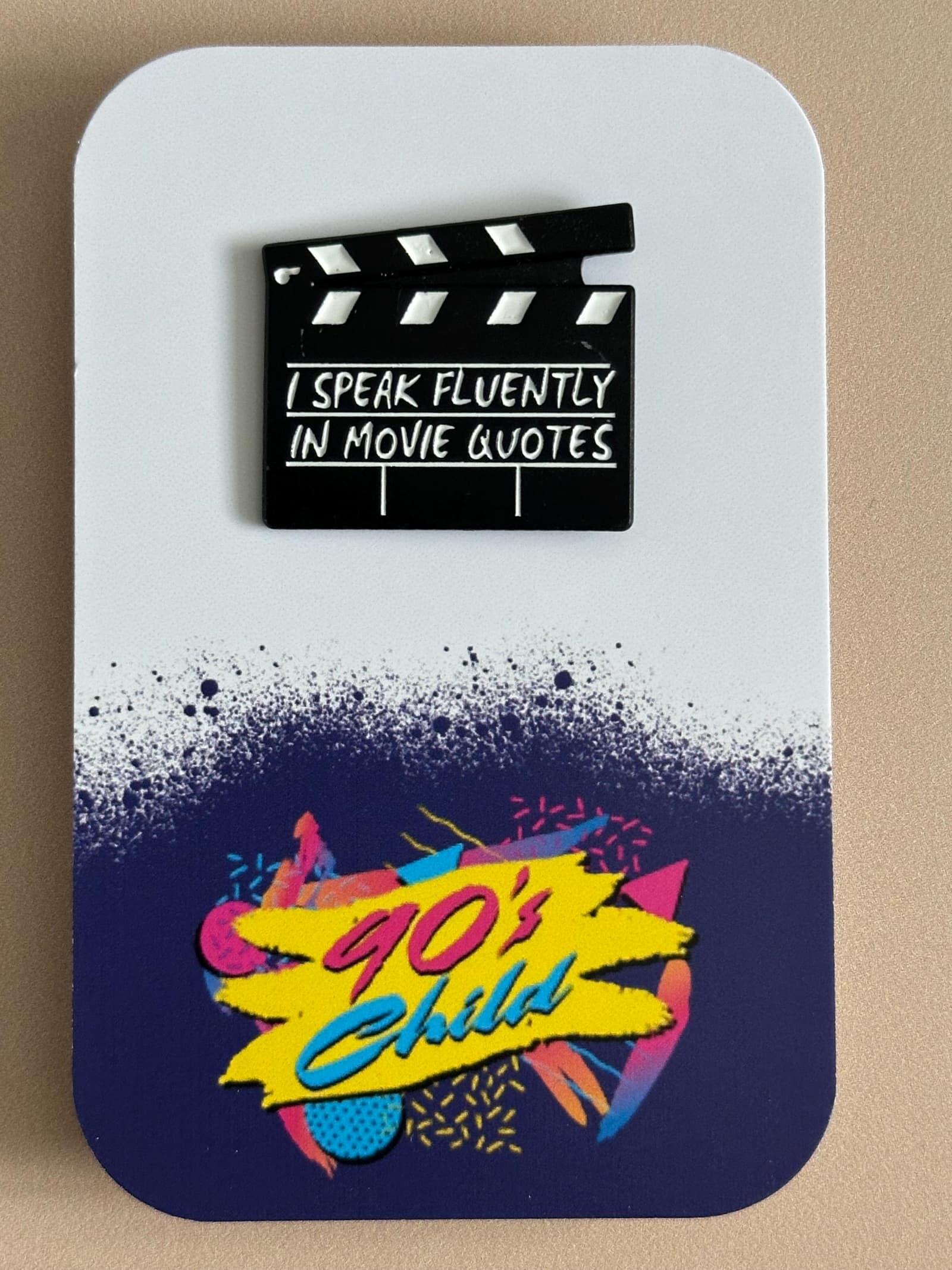 Pin de esmalte con claqueta de cine y frases de películas, foto 5