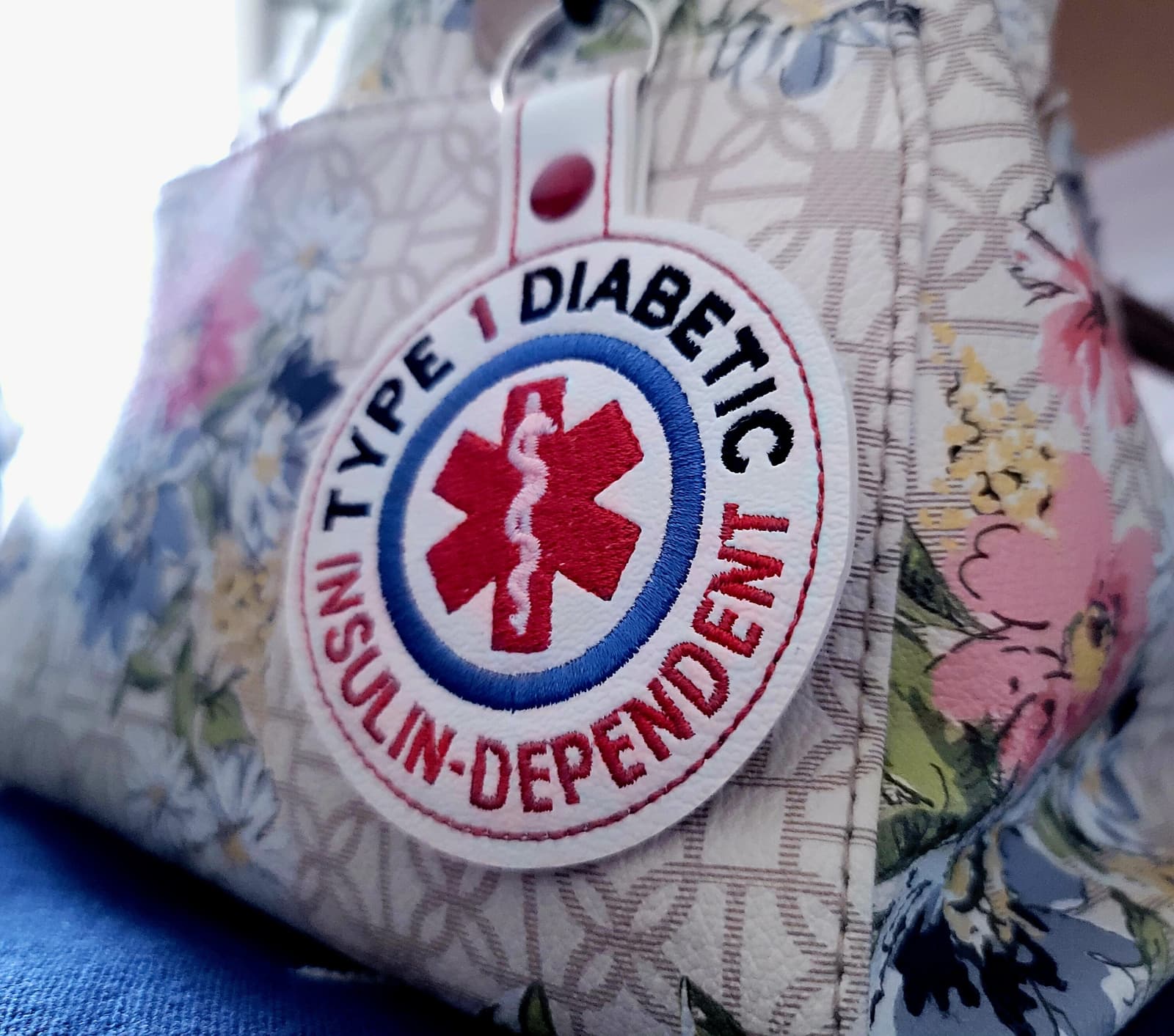 Colgante identificativo para personas mayores con demencia, foto 9