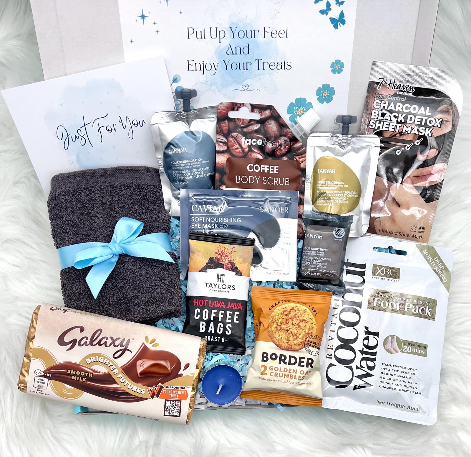 Caja de mimos para hombre de PrettyBlossomGifts, tamaño mini