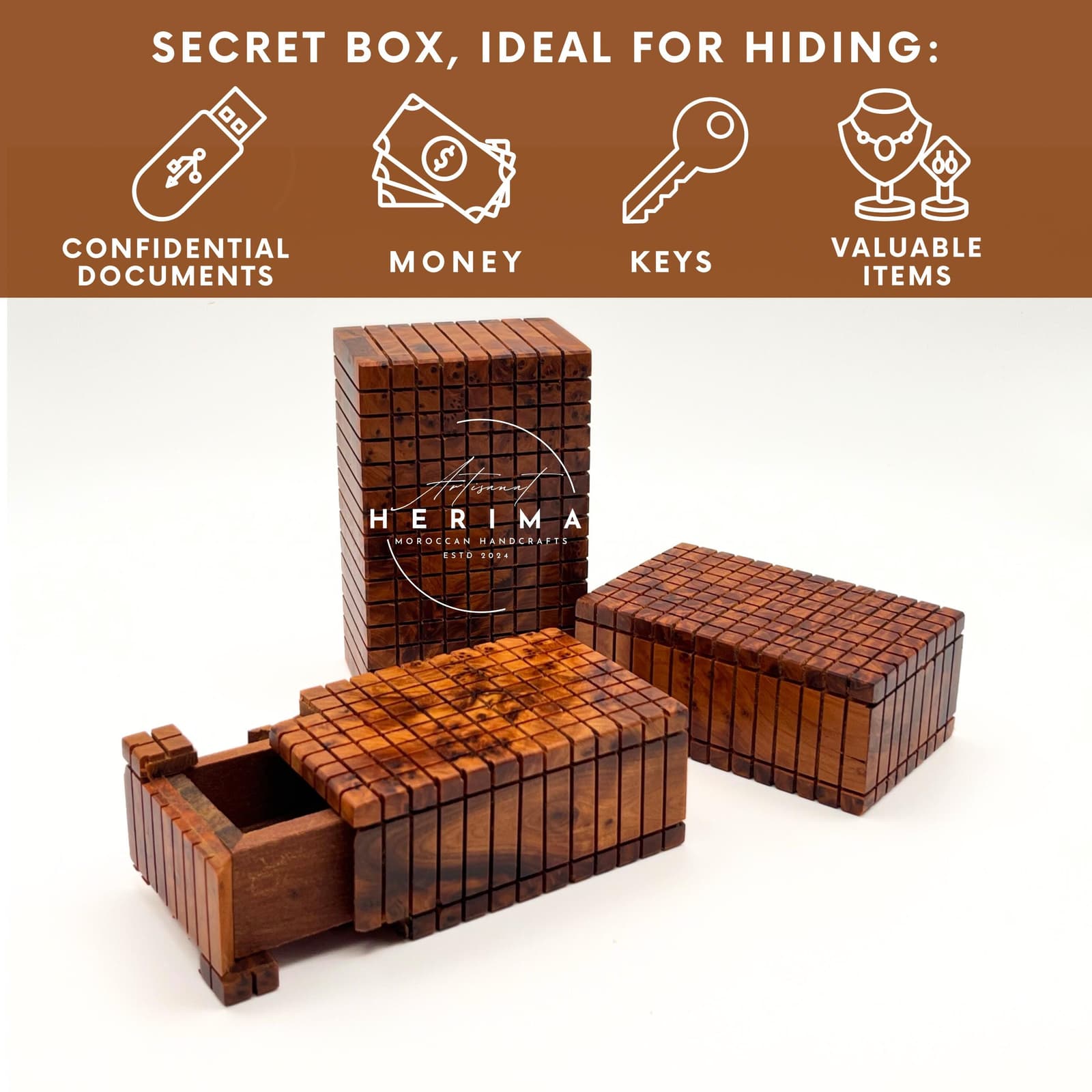 Caja de thuya con el cajón secreto abierto