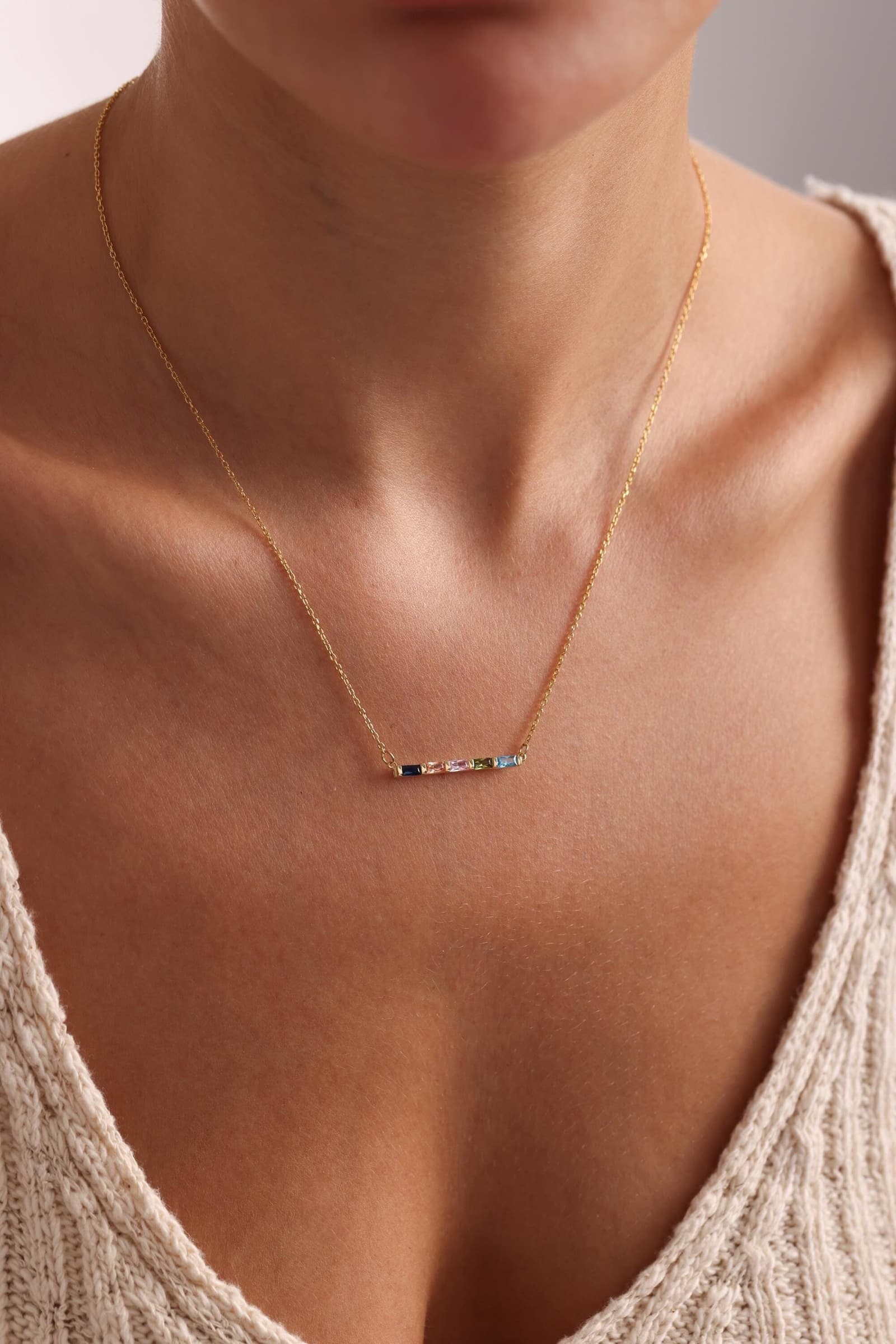 collar con piedra de nacimiento en talla baguette, foto 4