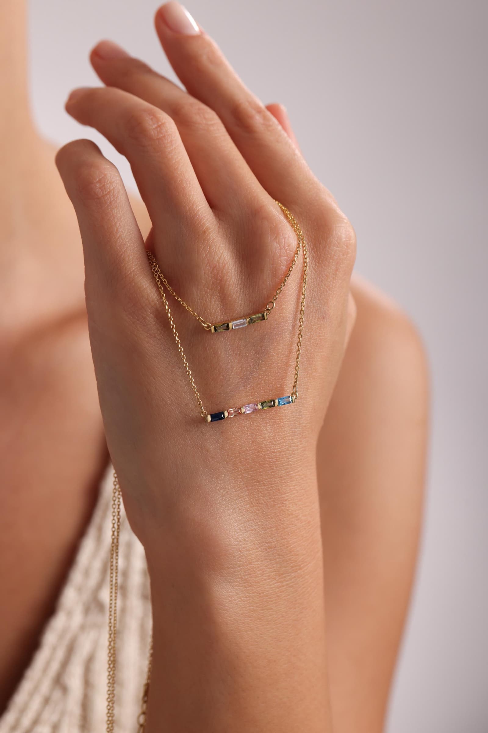 collar con piedra de nacimiento en talla baguette, foto 2