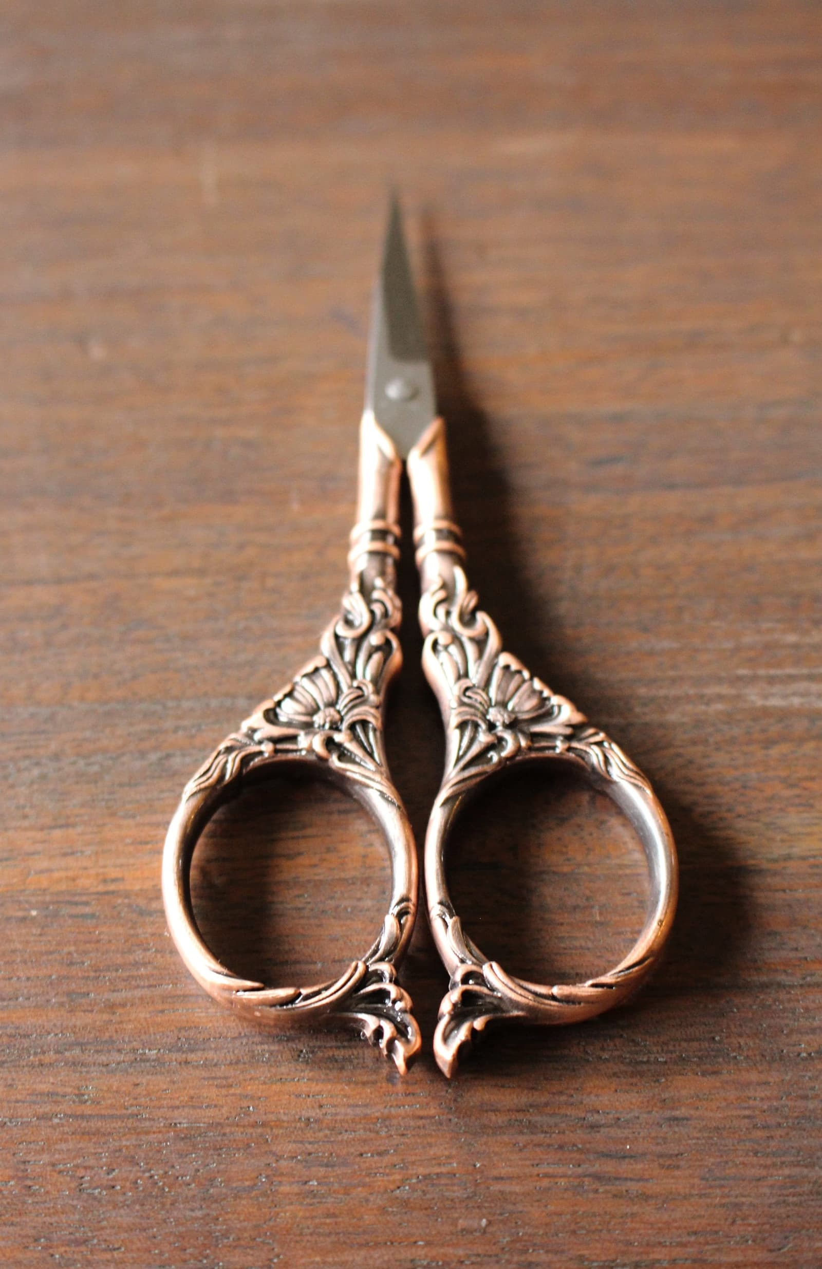 Vintage Copper Sewing Gift Set • Matching Copper Needle Threader, Scissors, Seam Ripper • Practical And Elegant Gift For Seamstress Or Quilt