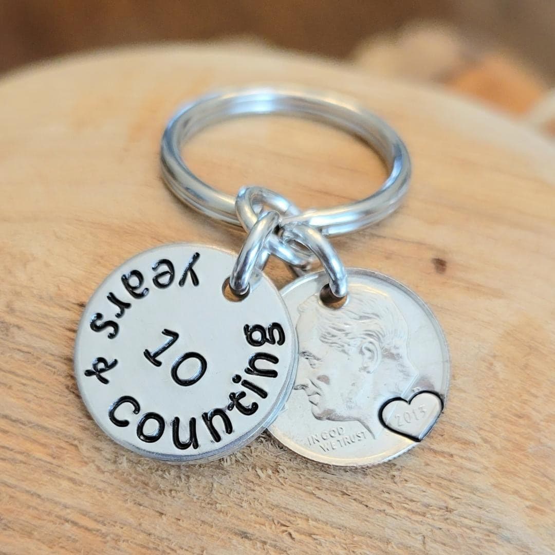 Llavero de 10 aniversario para tu esposa o esposo con moneda real, foto 8,