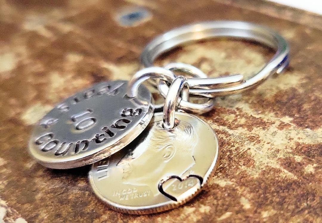 Llavero de 10 aniversario para tu esposa o esposo con moneda real, foto 4,