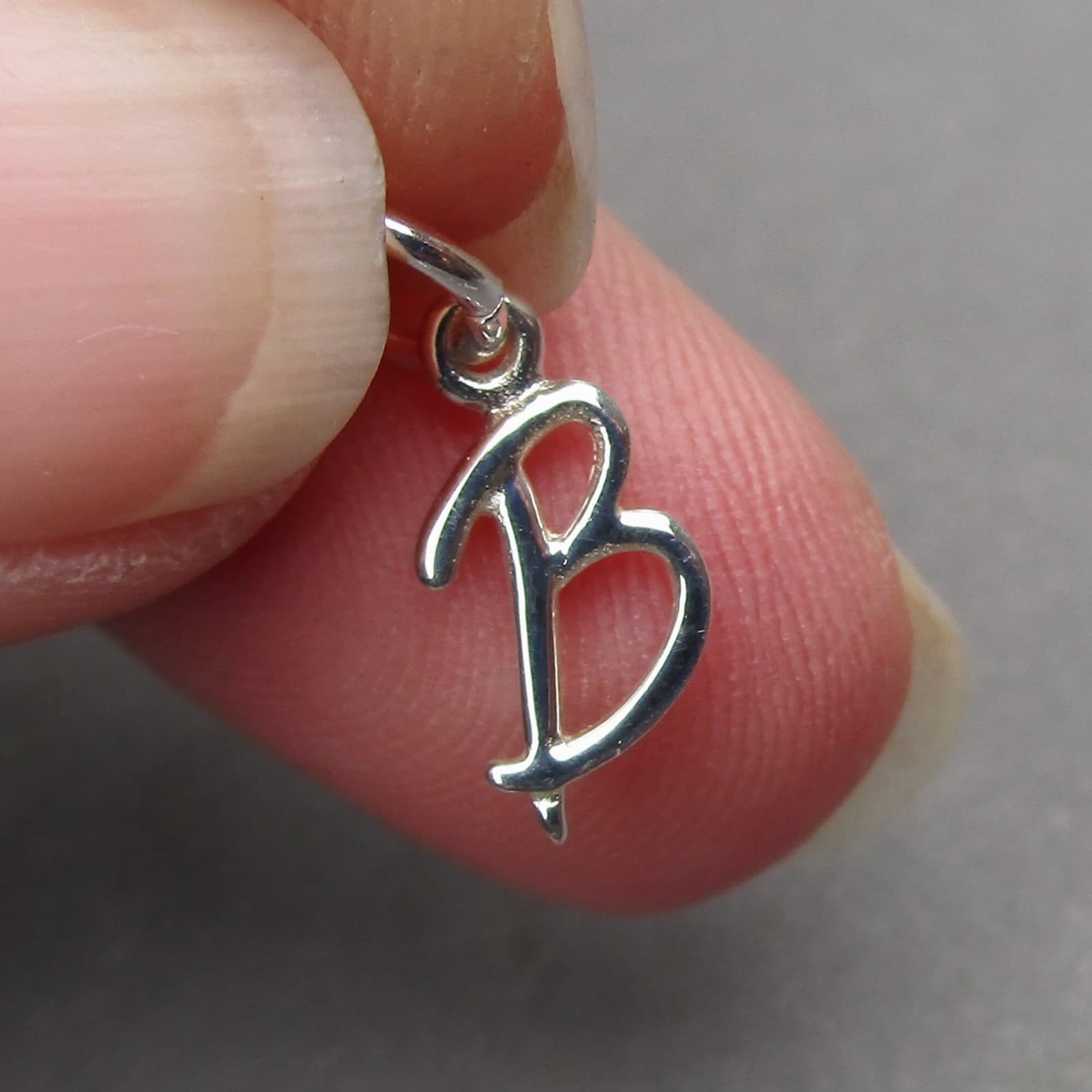Charm de letra inicial en plata para joyería, foto 4