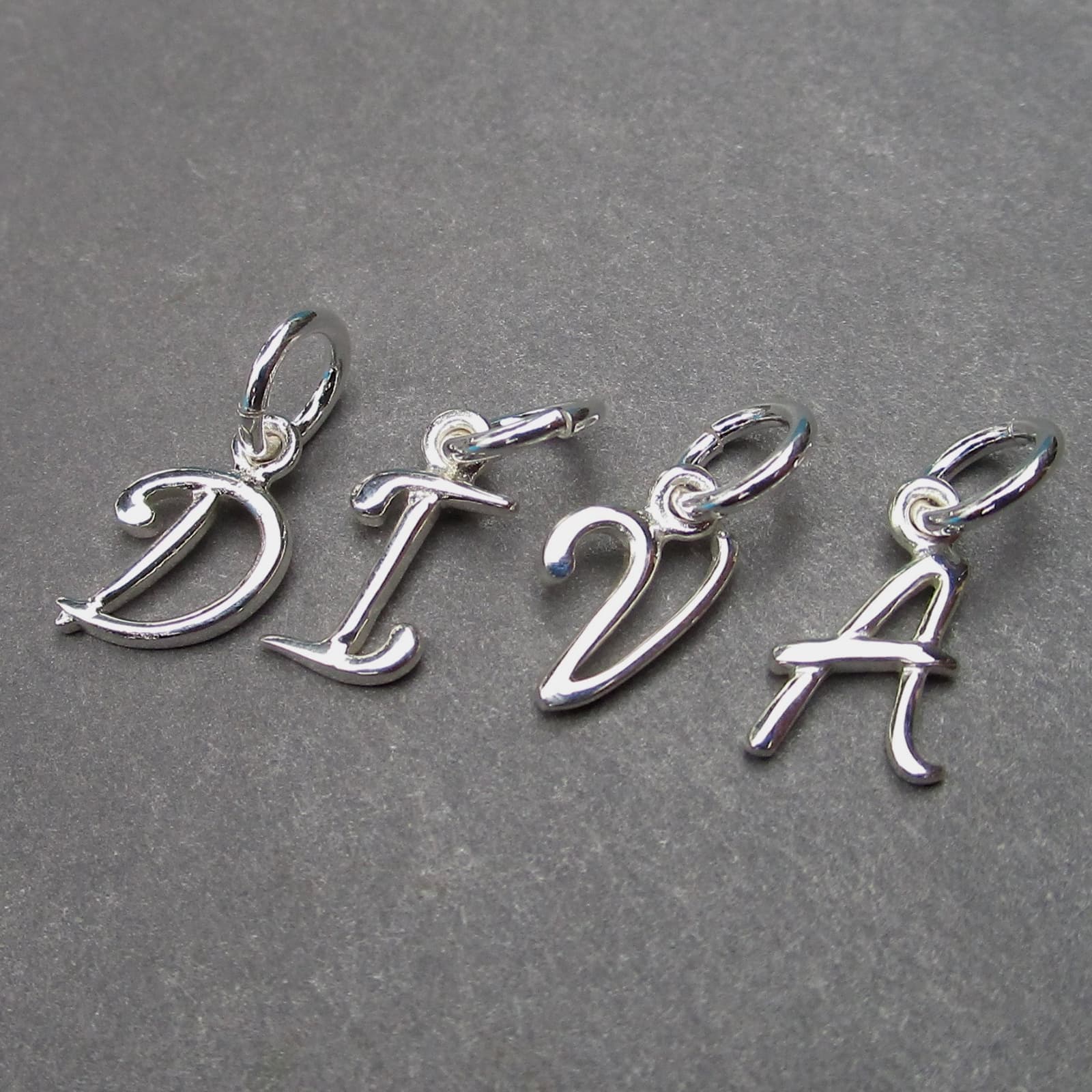 Charm de letra inicial en plata para joyería, foto 2
