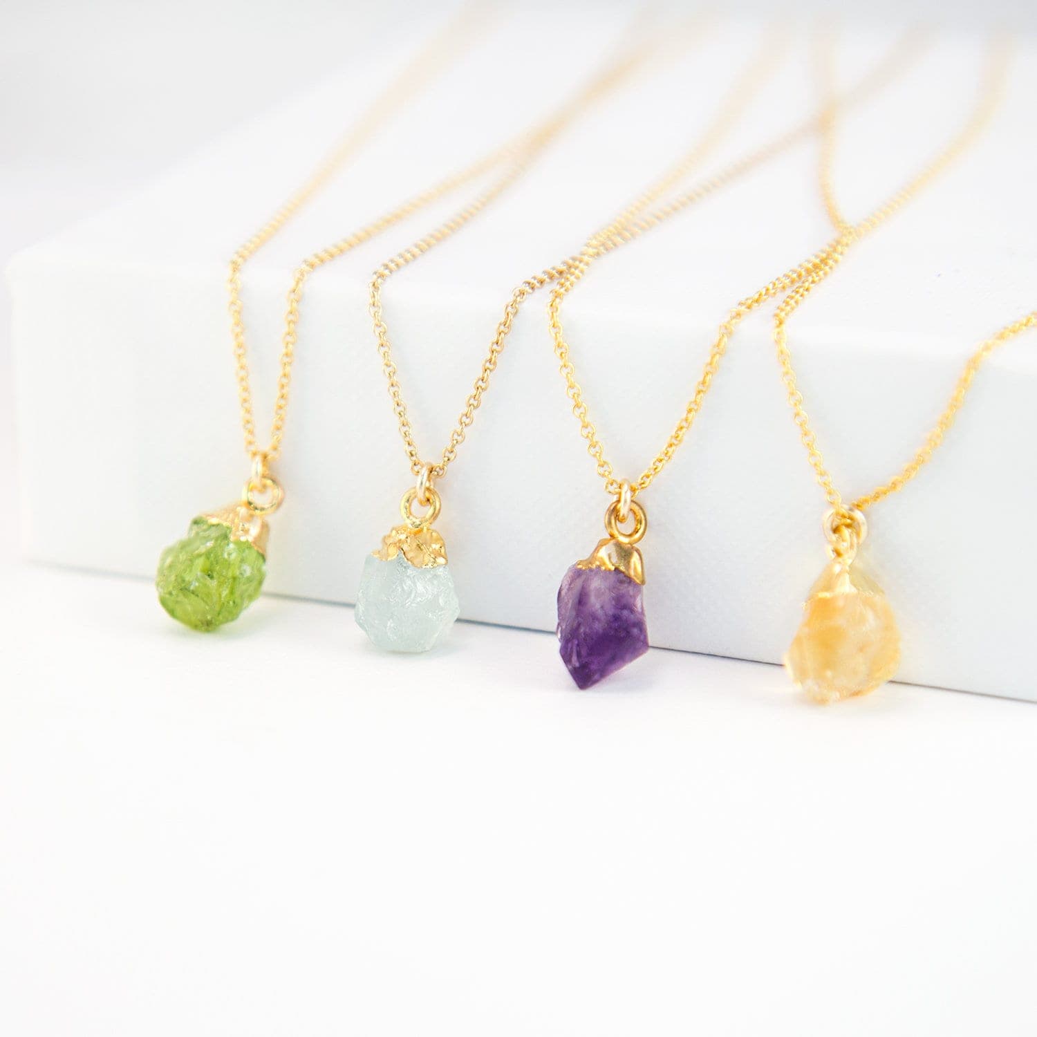 collar con cristales en bruto de capricornio, foto 8