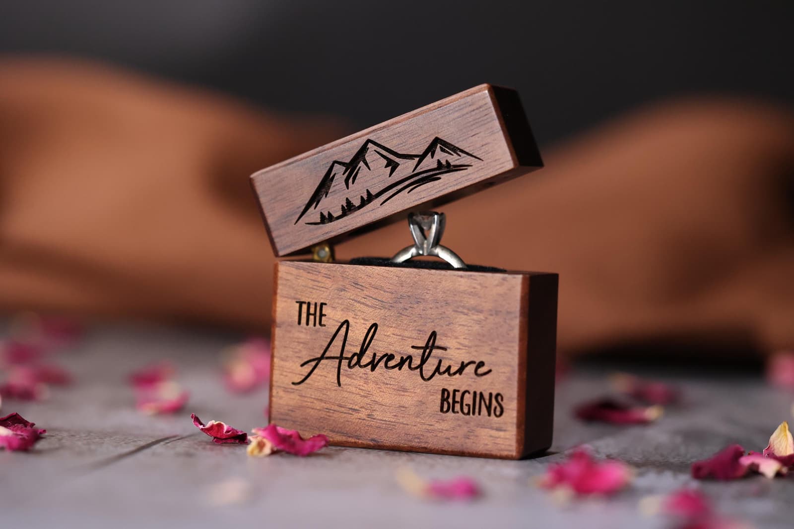 Cajita de madera para anillo de compromiso, foto 10