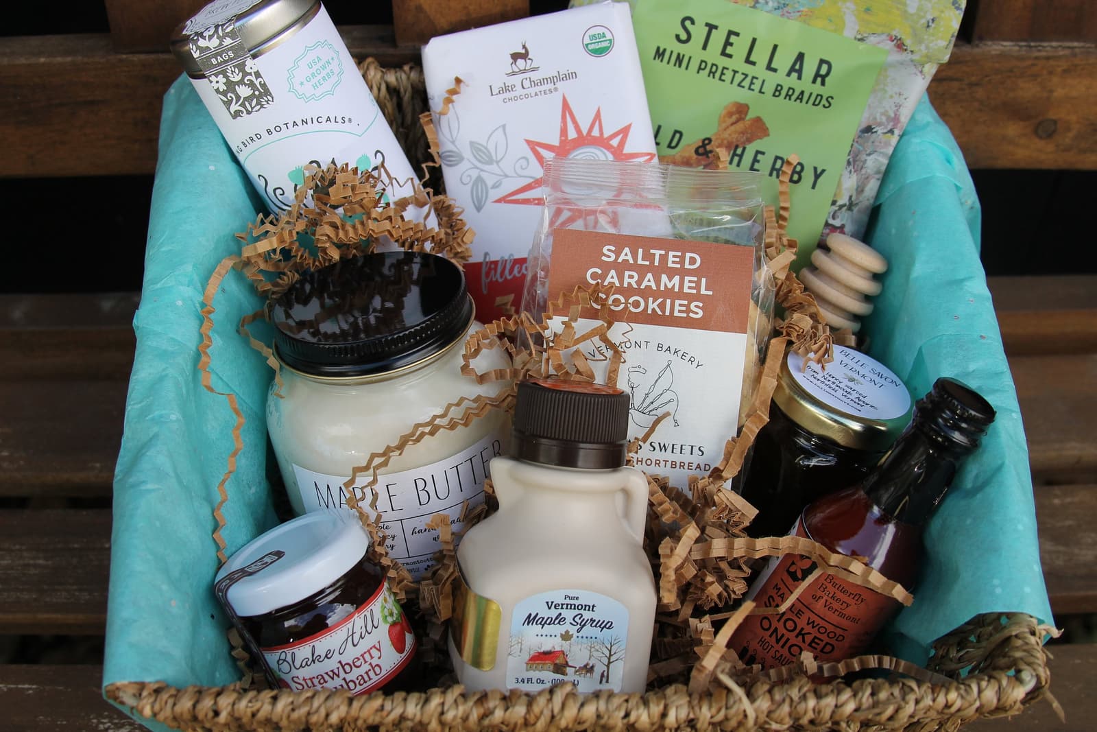 Cesta de regalo gourmet de Vermont con productos artesanos, foto 8