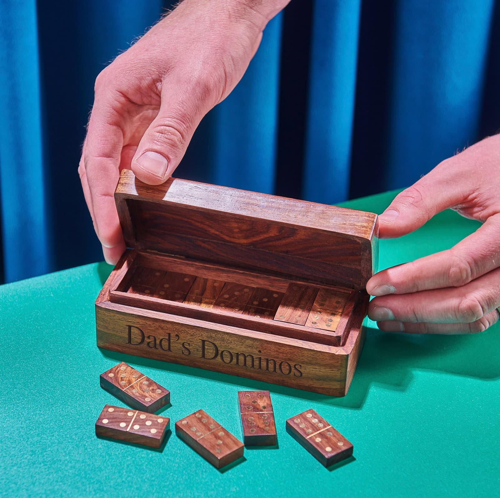 Juego de dominó personalizado de madera