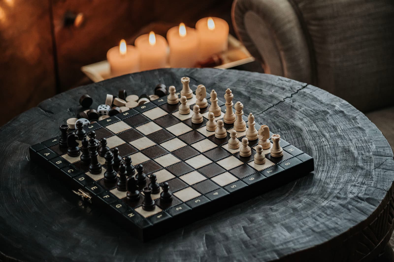Juego de mesa 3 en 1 de madera tallada