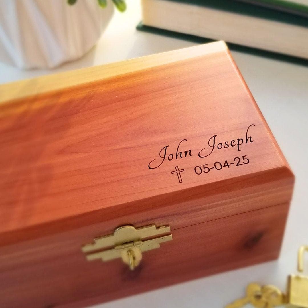 Caja de madera grabada para primera comunión