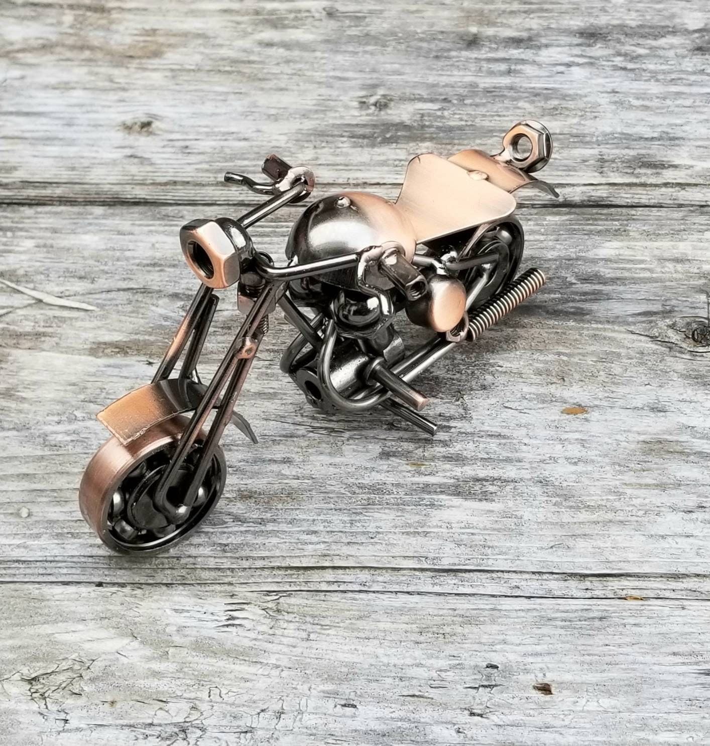Mini moto de tuercas y tornillos, foto 5