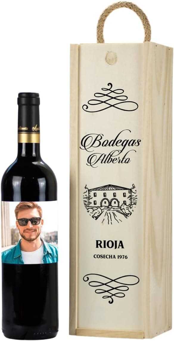 Botella de vino con etiqueta personalizada estilo bodega