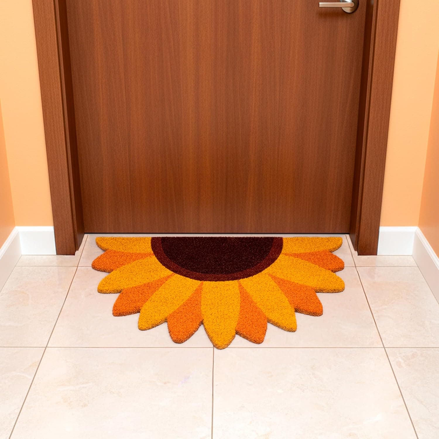 Detalle del felpudo girasol pintado a mano