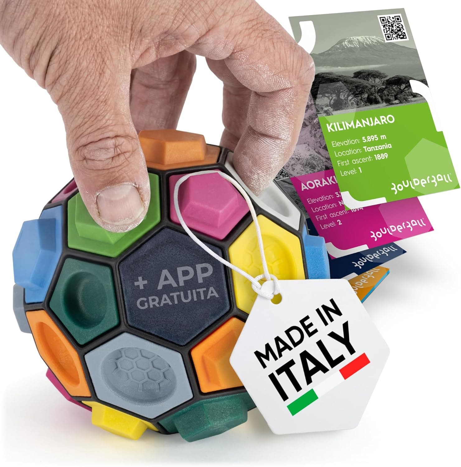Bola de presas de colores sujeta con una mano, con las tarjetas de rutas y la etiqueta «made in Italy»