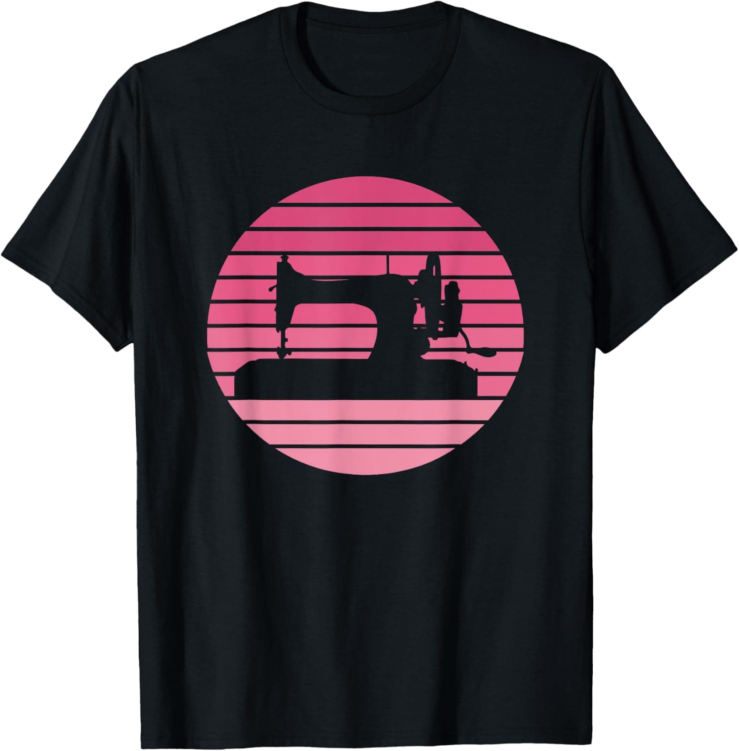 Camiseta negra con el dibujo retro de una máquina de coser