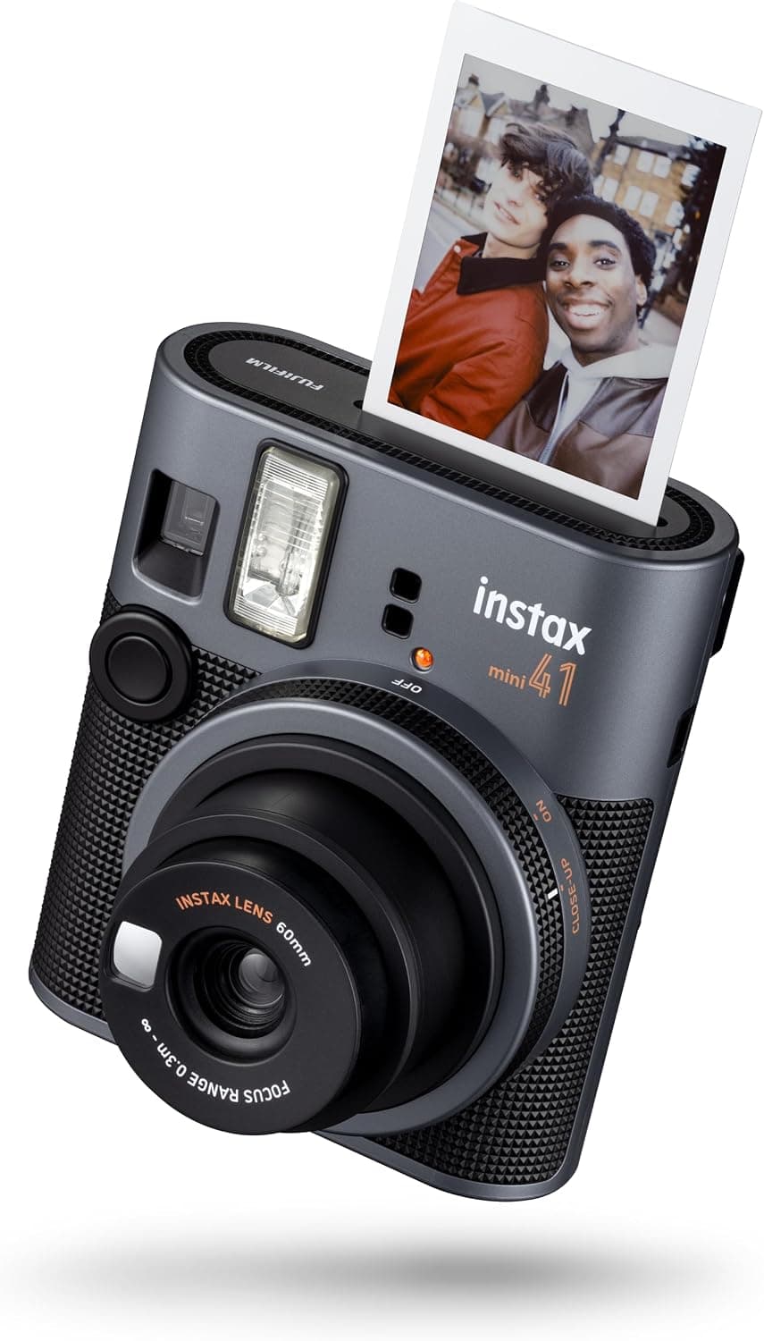 La Instax Mini 41 con su acabado en diseño clásico