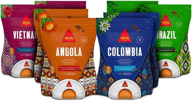 Las ocho bolsas de café colocadas en fila por color, dos de Vietnam, dos de Angola, dos de Colombia y dos de Brasil