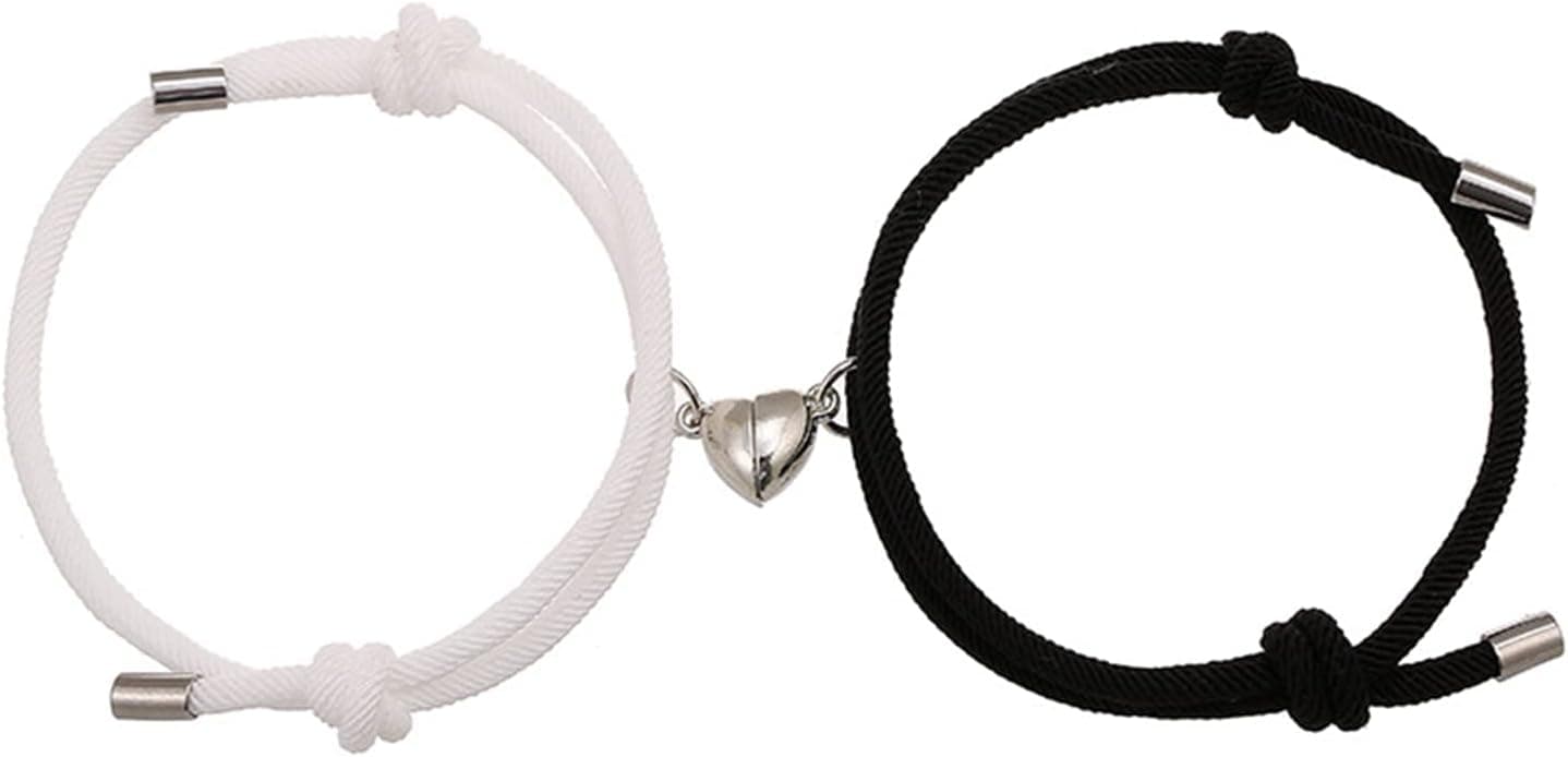Set de dos pulseras trenzadas con imanes ocultos