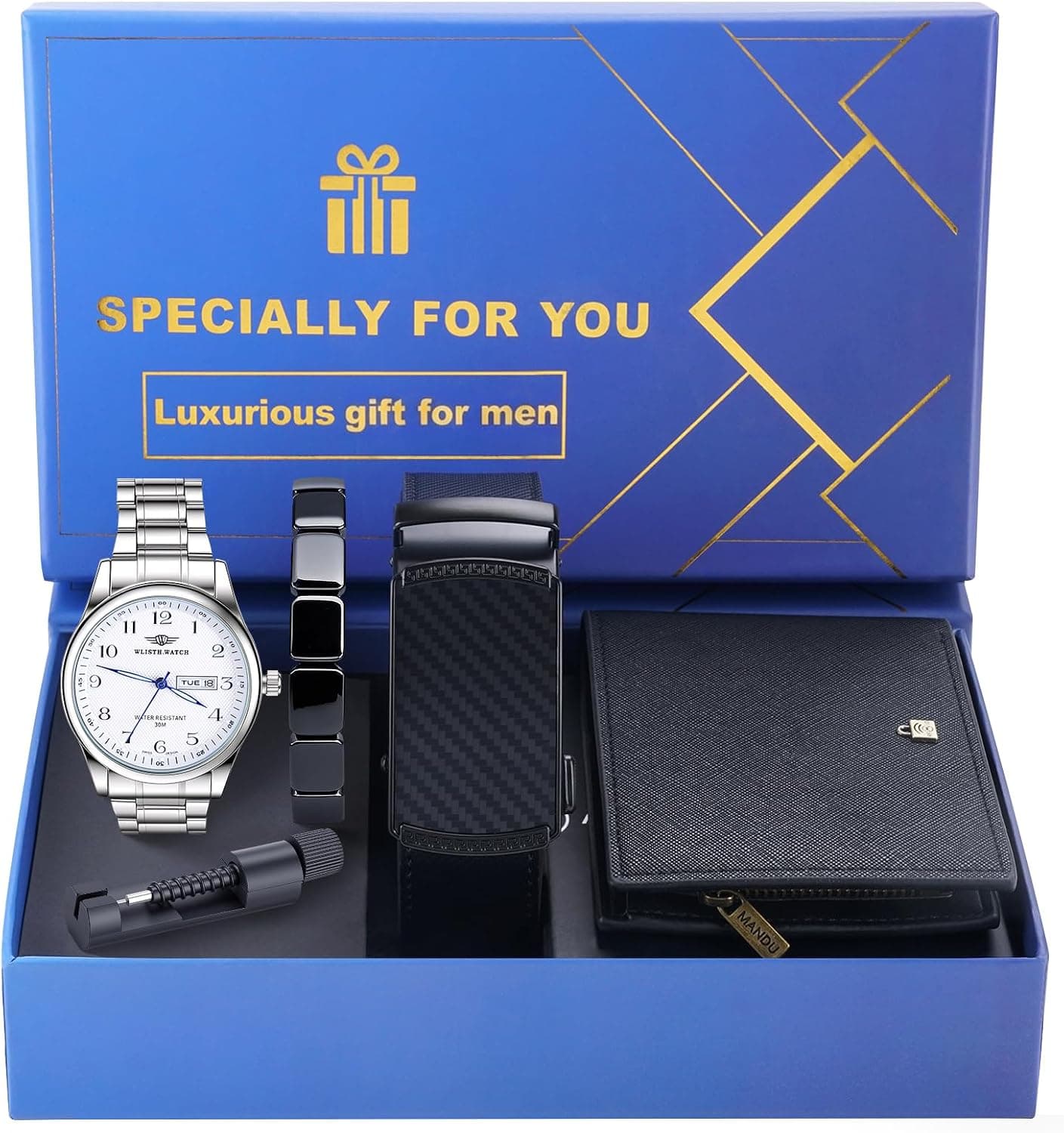 Caja de regalo azul con la leyenda "Specially for you, luxurious gift for men", con un reloj de pulsera plateado, un brazalete, un cinturón trenzado negro y una cartera a juego