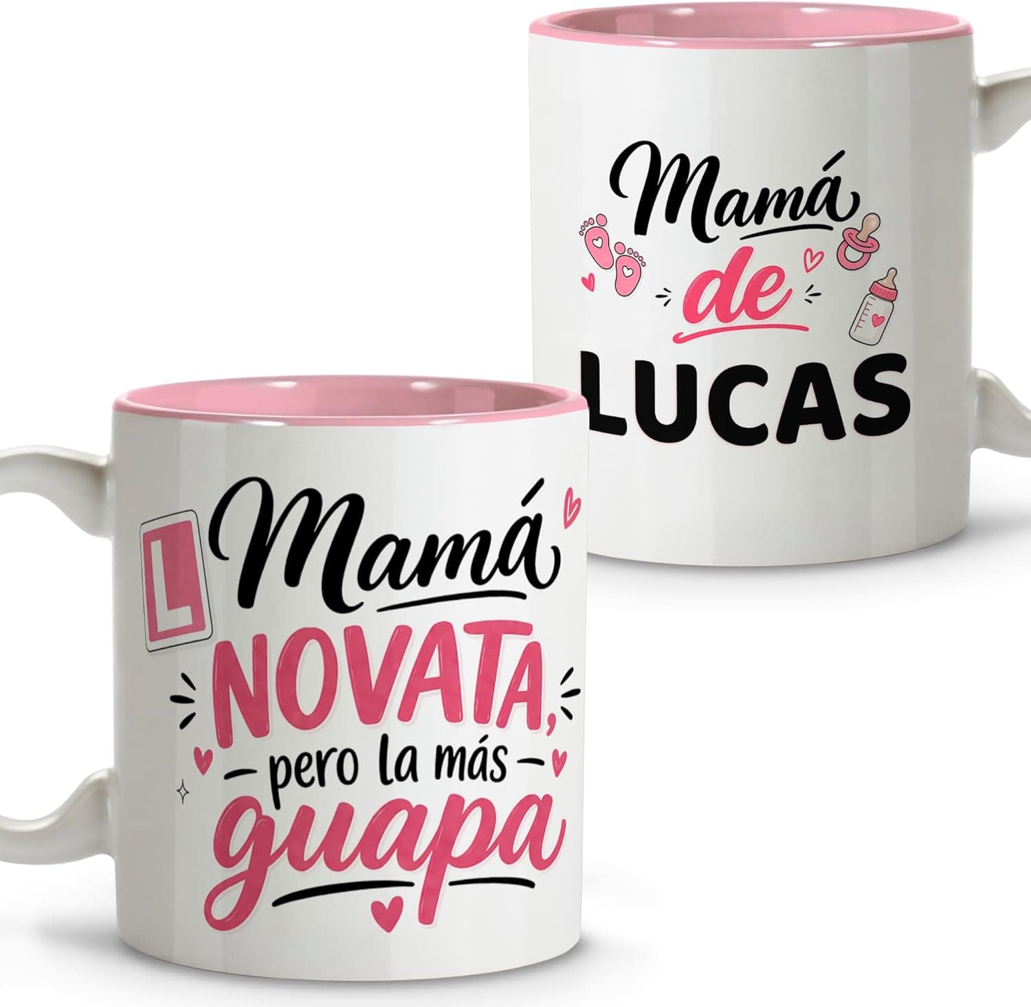 Dos ángulos de la misma taza: un lado dice «mamá novata, pero la más guapa» y el otro «mamá de Lucas», personalizado con el nombre del bebé