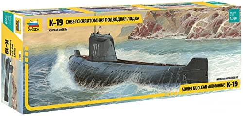 Maqueta Zvezda del submarino en escala 1:350