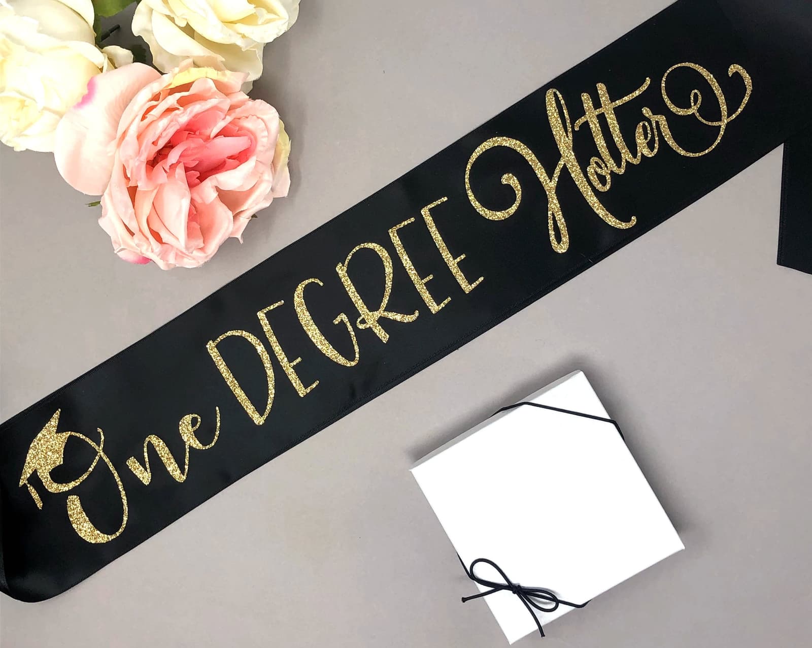 Banda de graduación "One Degree Hotter"