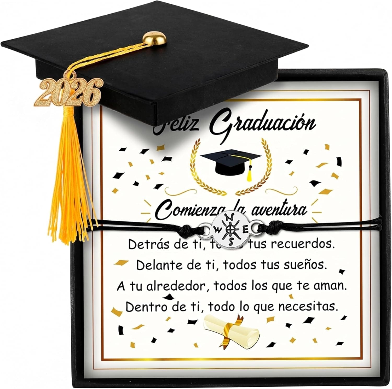 Caja con forma de birrete de graduación abierta mostrando una pulsera con dije de brújula